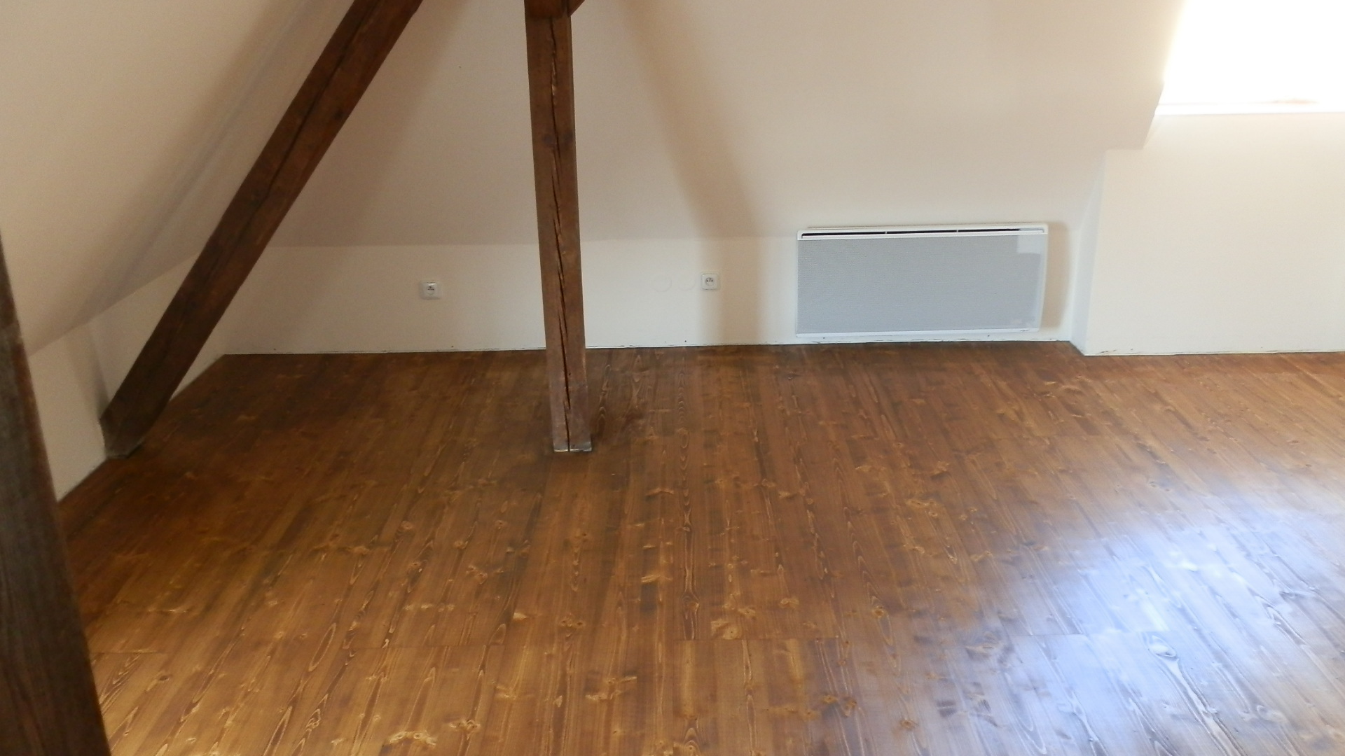 Renovace smrkové podlahy