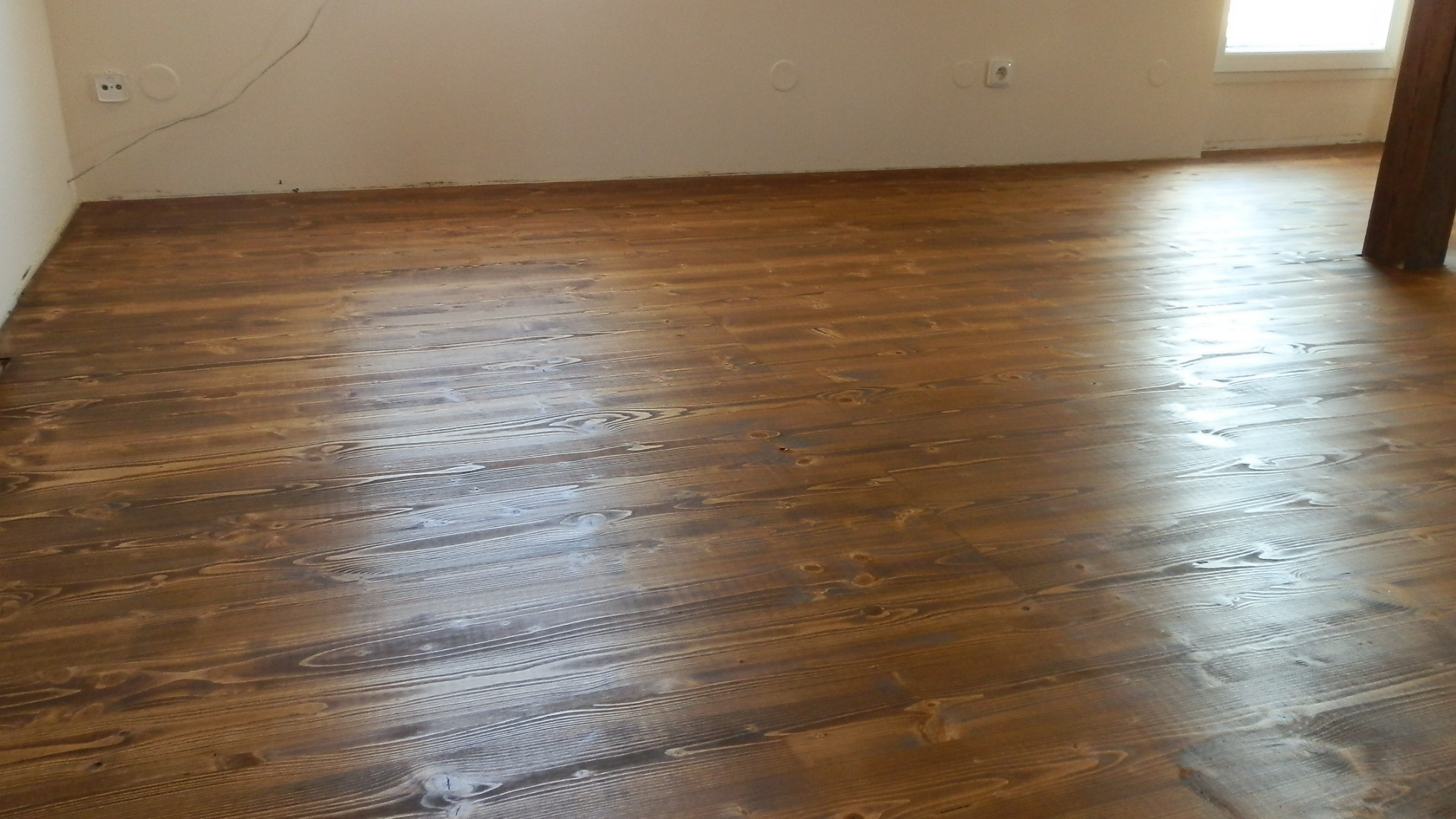 Renovace smrkové podlahy - fotografie 2