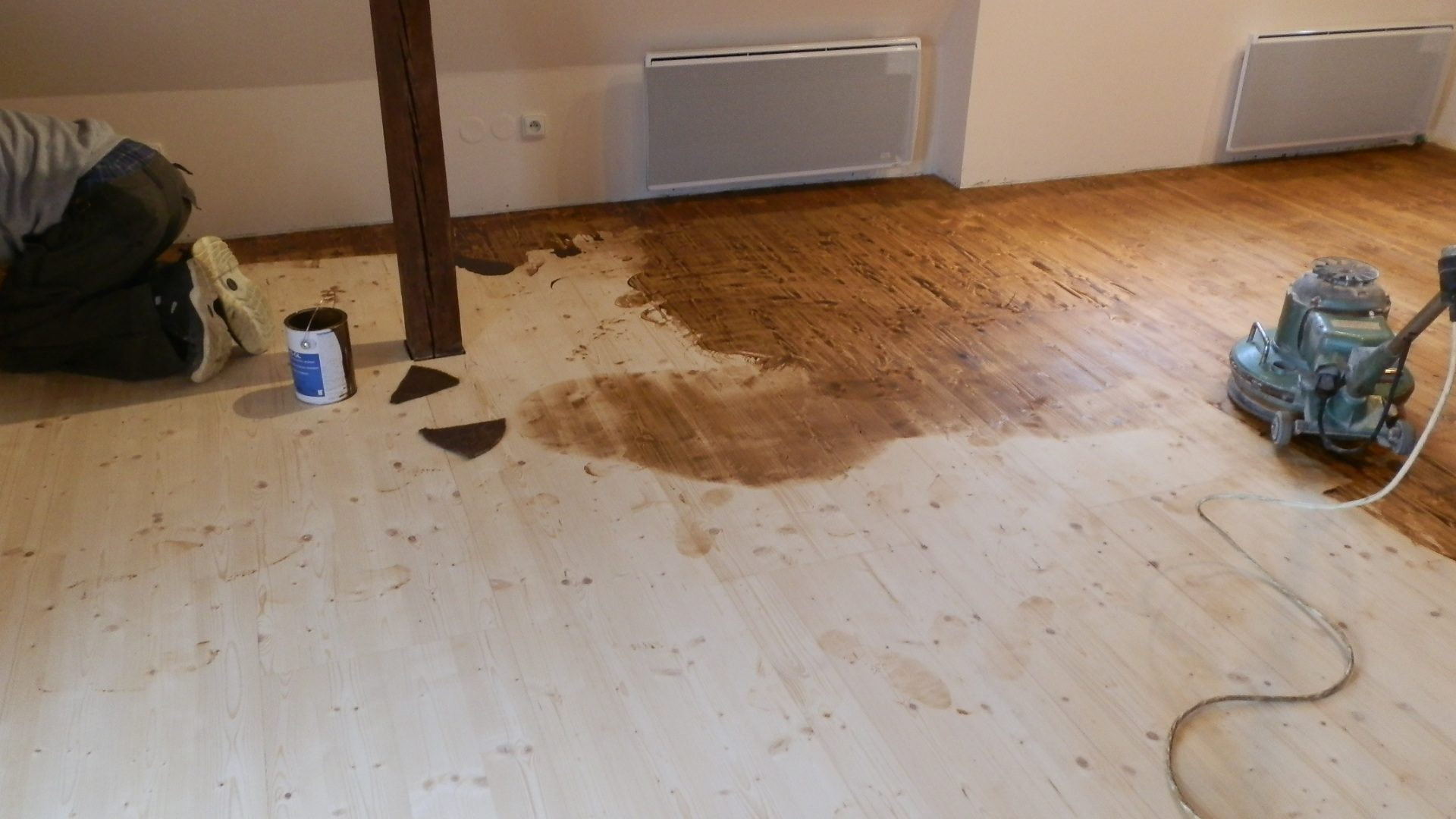 Renovace smrkové podlahy - fotografie 7
