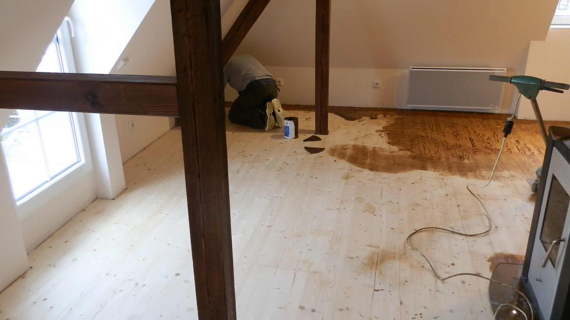 Renovace smrkové podlahy - fotografie 11
